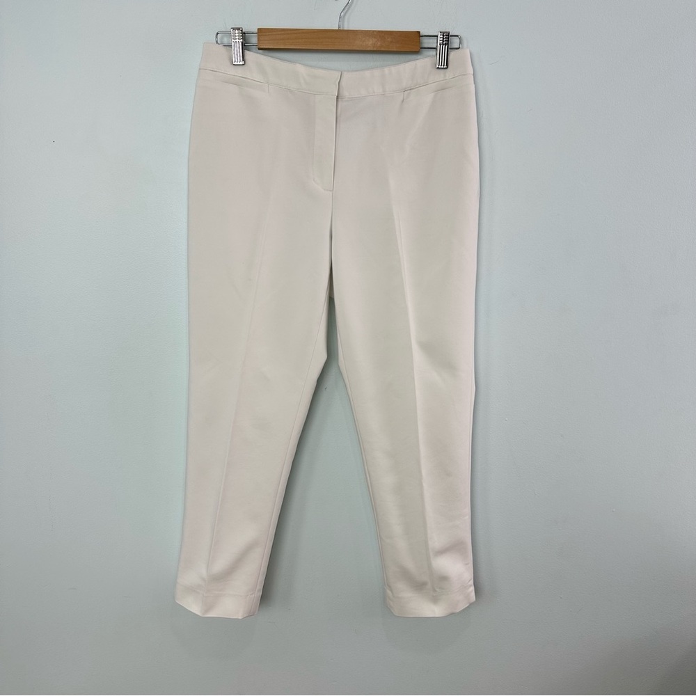 Ruby Rd. White Zipper Fly Casual Capris Size 10P Some Elastic In Waist